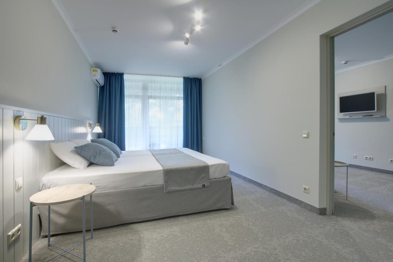 Marine Hotel Jūrmala Esterno foto